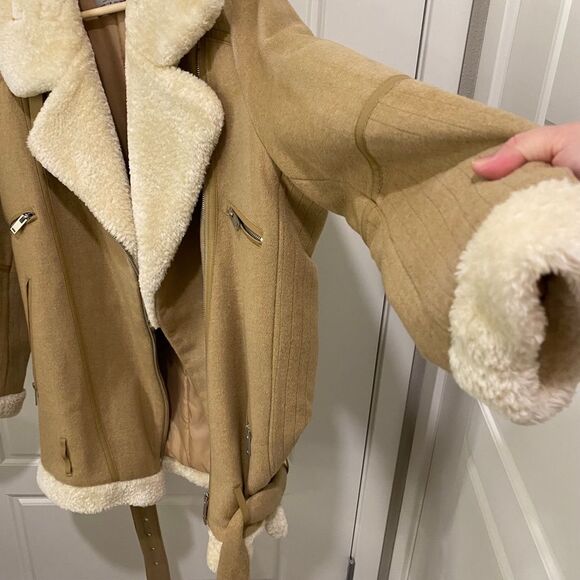 Zara Basic Wool Sherpa Blend Long Sleeve Coat.  Tan/Cream. Medium. Streetwear. - Picture 7 of 16